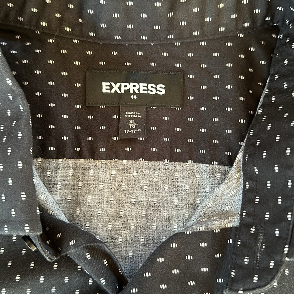 Express short sleeve shirt EUC